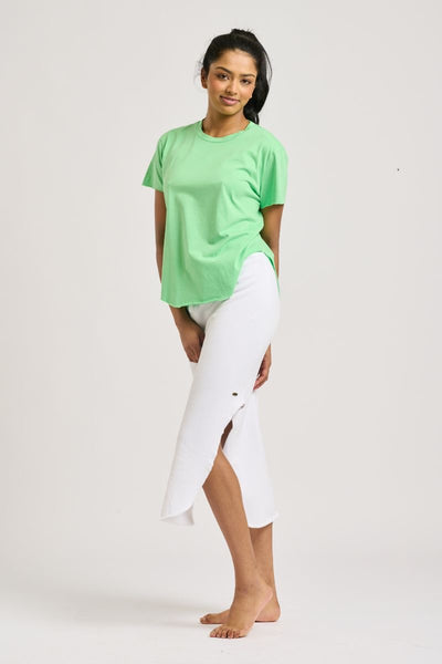 est. 1971 - Raw T-shirt - Apple Green - Womens Fashion